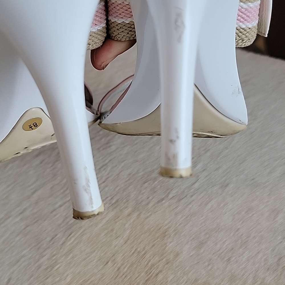 Charles by Charles Davis Heels Size 8.5 - Picture 6 of 9